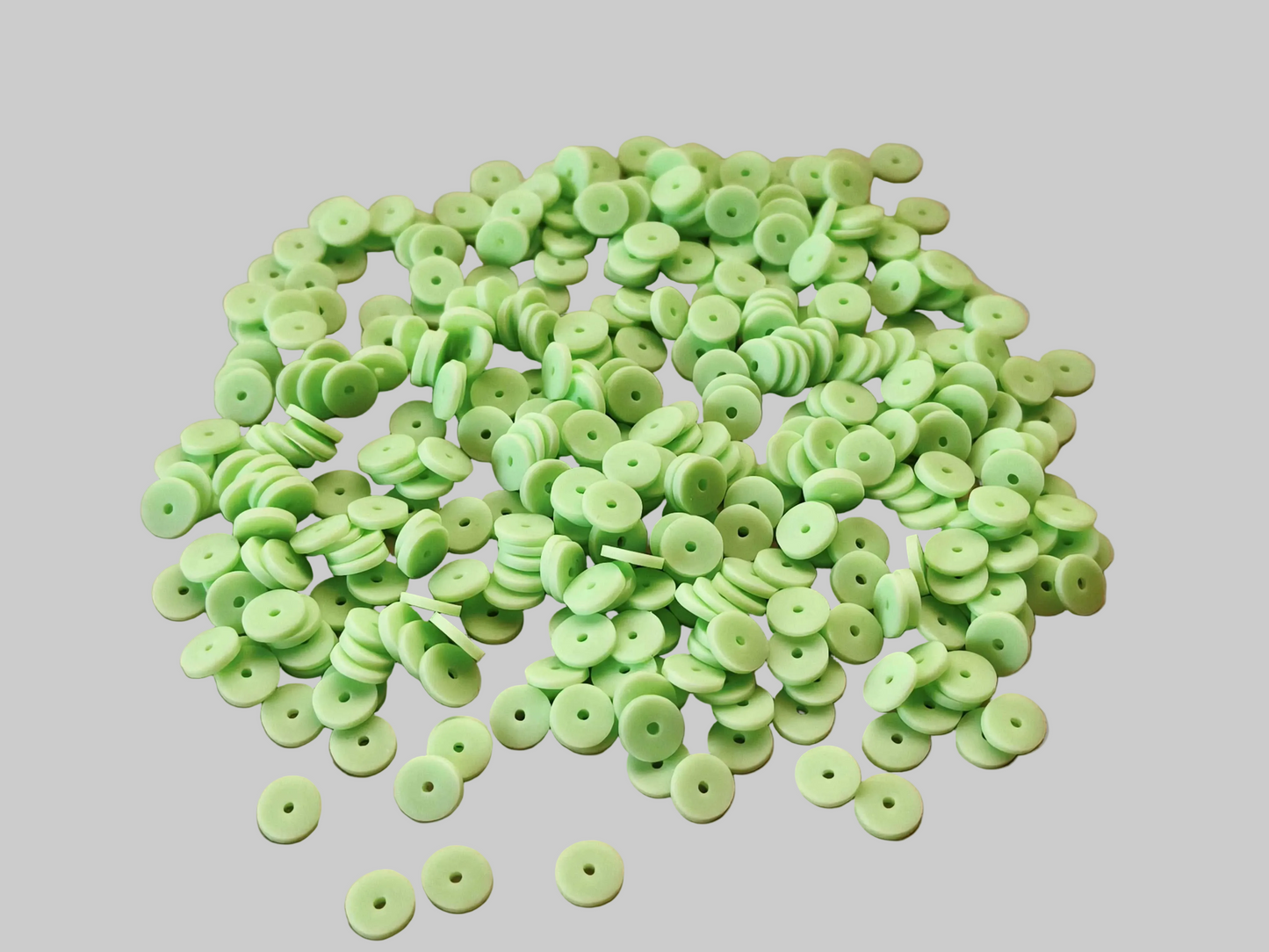 Katsuki kralen Light apple green (6mm)